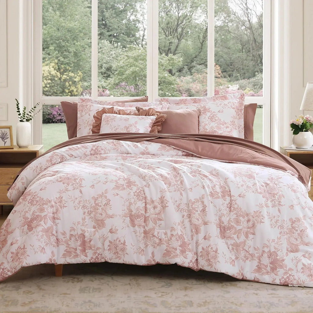 Floral duvet cover set on a bed, Bedding Set - photo 5