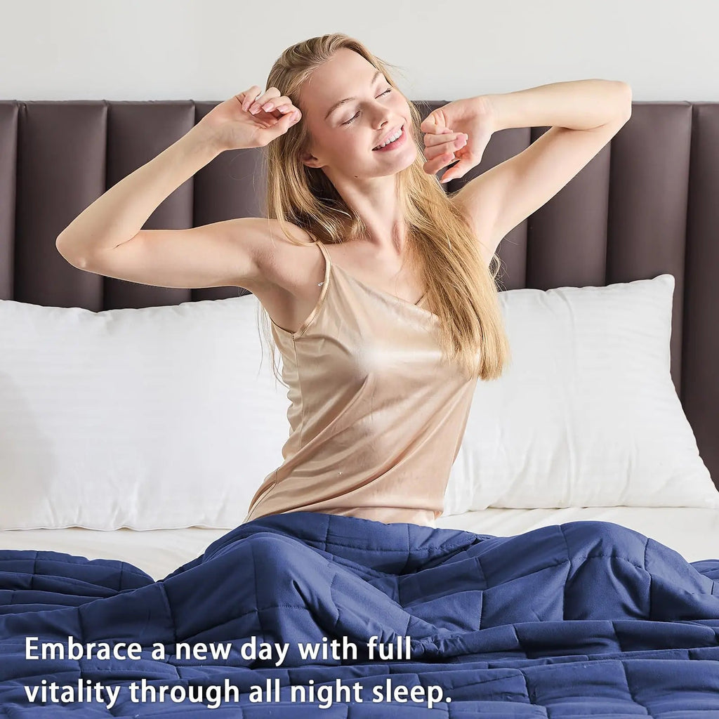 Cooling weighted blanket on a bed, Weighted Blanket - photo 5
