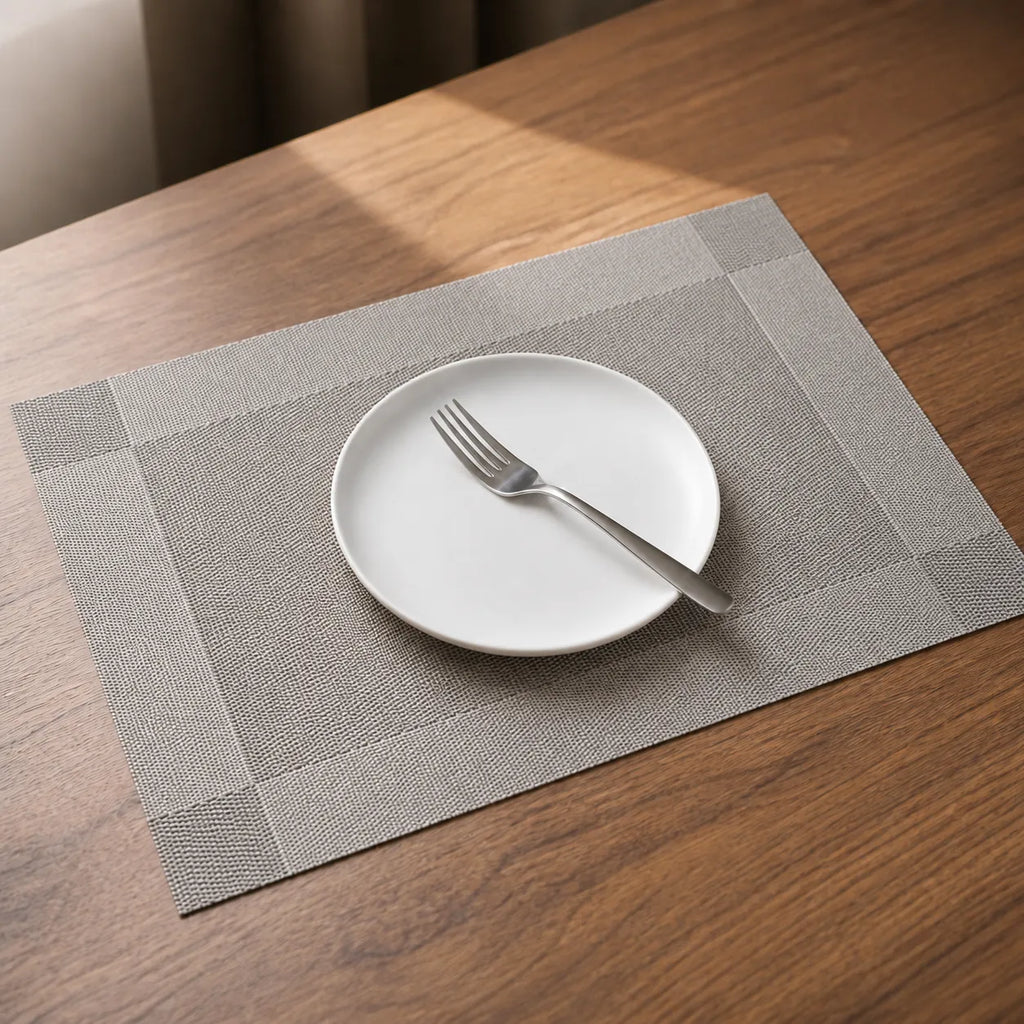 Woven vinyl placemats set of 4 11