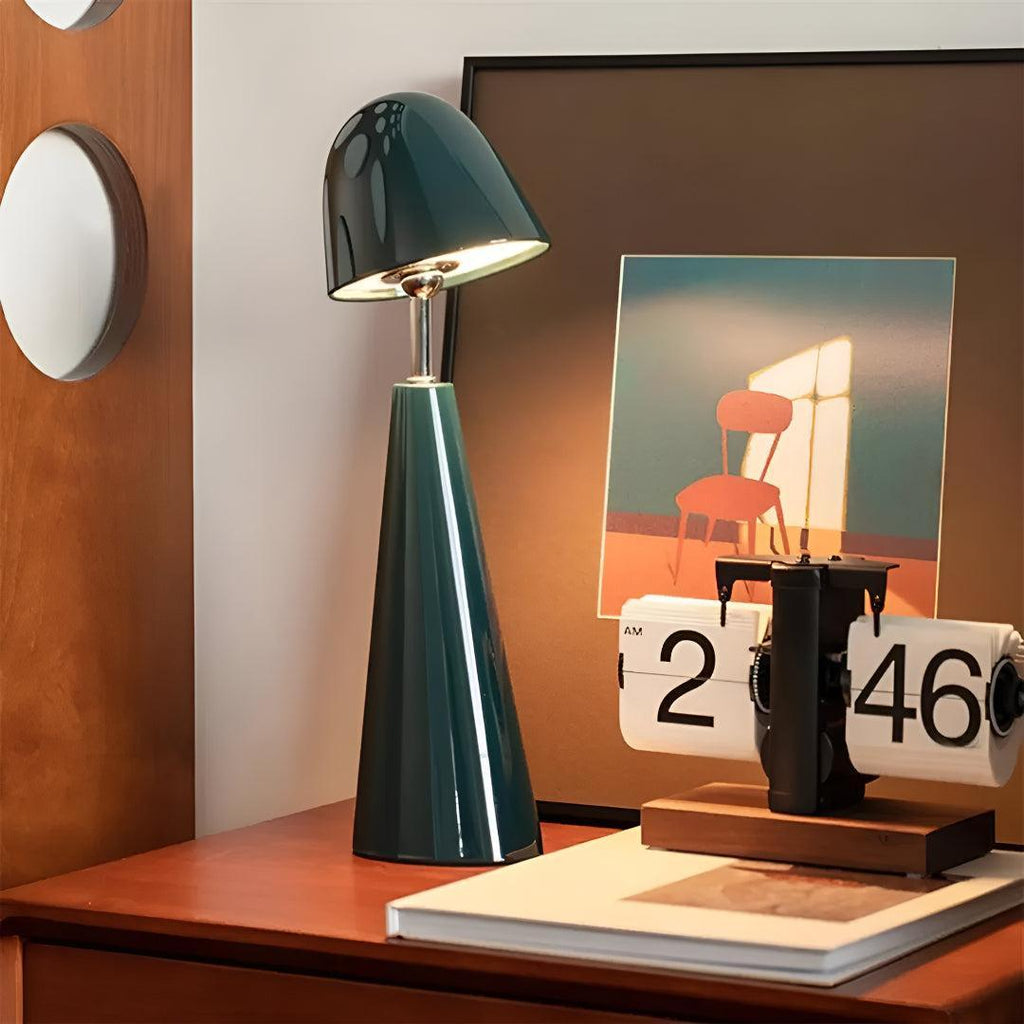 Cordless table lamp, rechargeable cone lamp, product photo 1