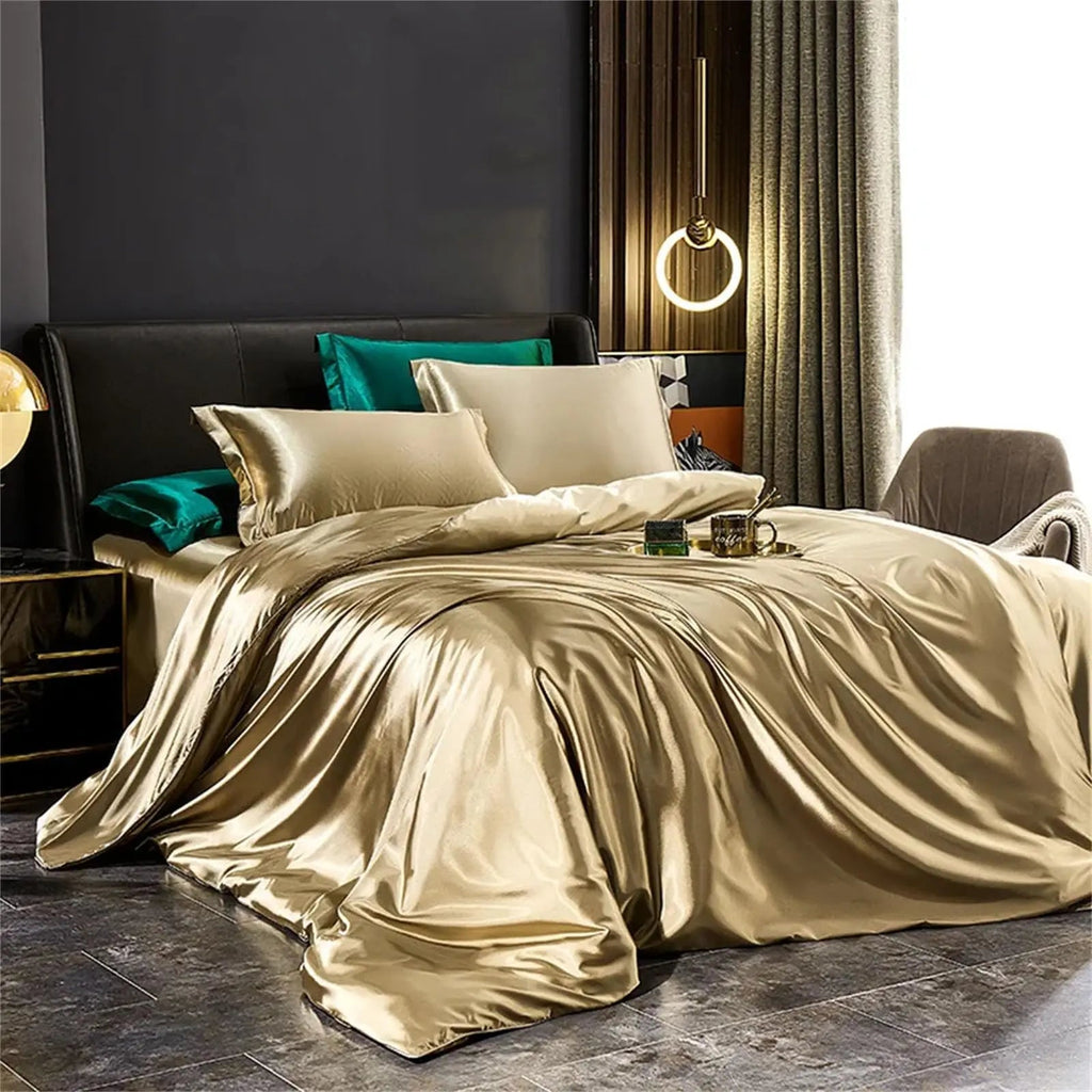 Silk bedding set on a bed, Bedding Set - photo 1